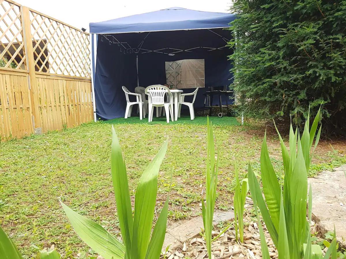 Maison Centre-Ville Calme Avec Jardin Lons-le-Saunier Kültér fotó